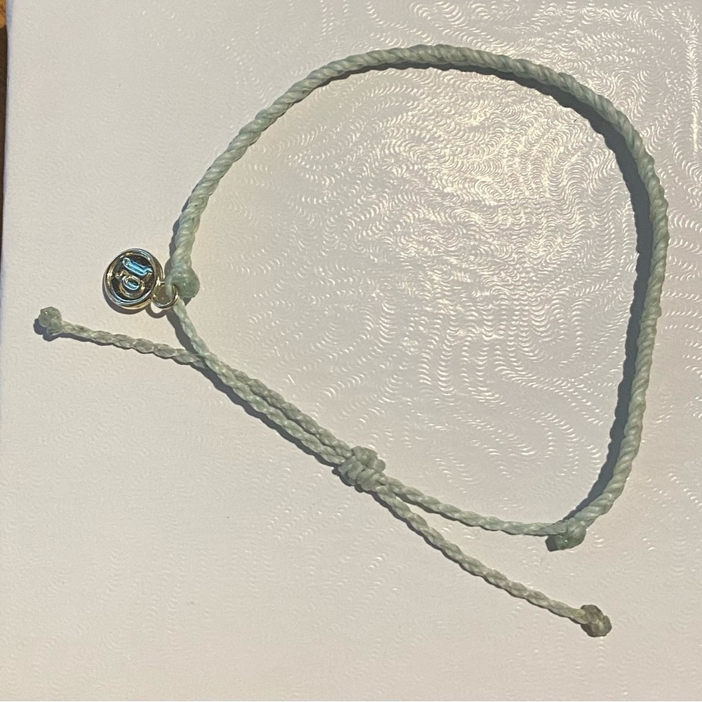 Green Pura Vida bracelet!